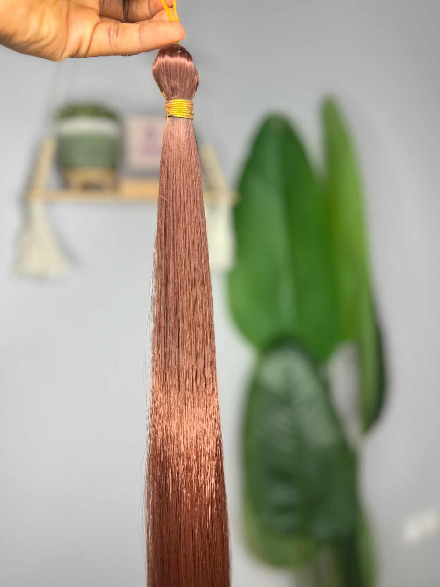 Àṣàké Bone Straight Hair Extension